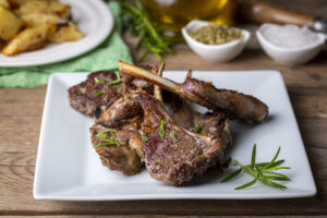 Grilled lamb chops in delicious view, Turkish name; izgara pirzo